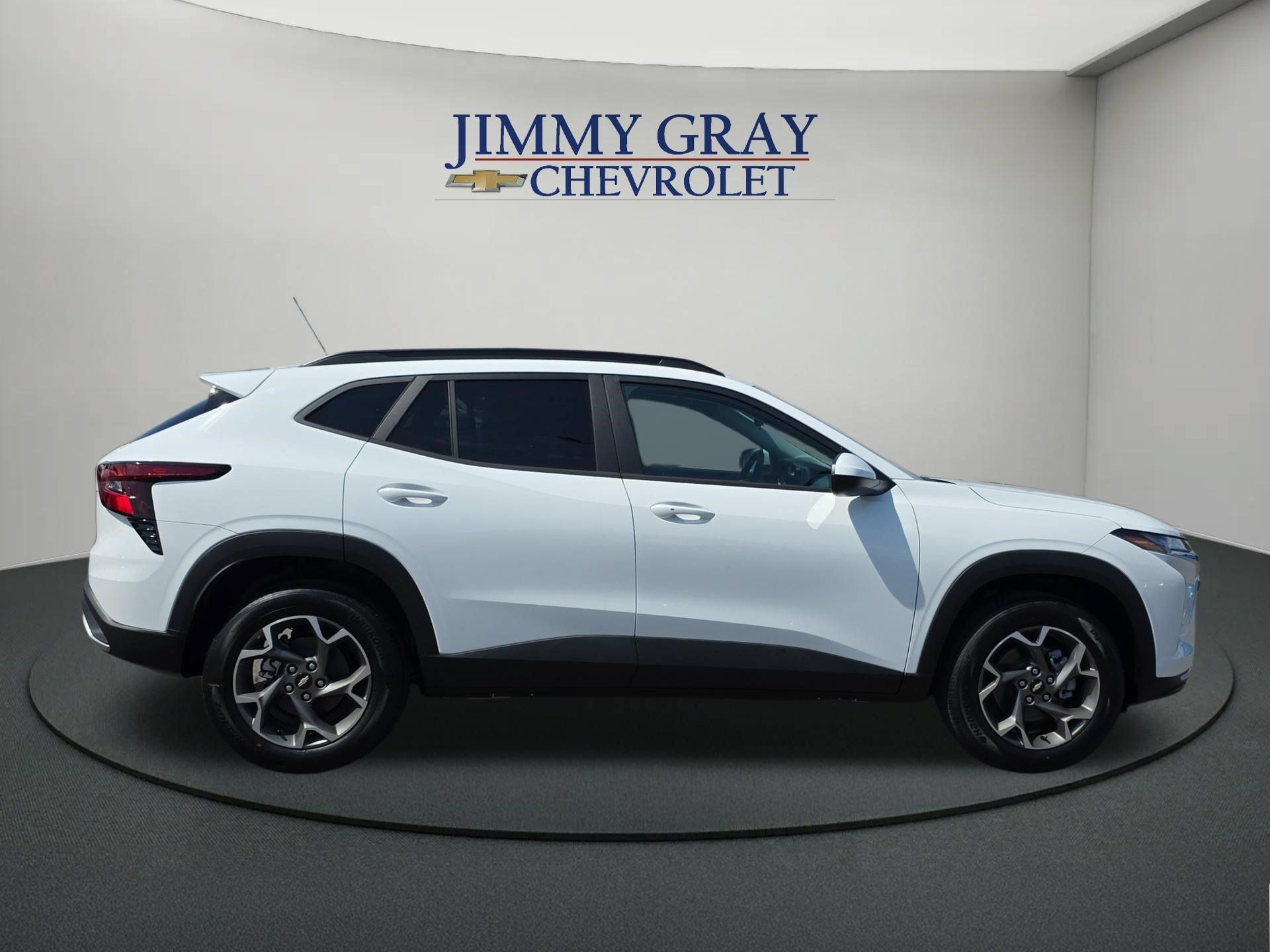 New 2026 Chevrolet Trax LT w/ Driver Confidence Package FWD image 6
