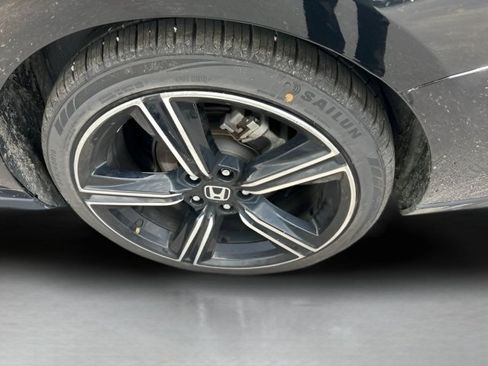Used 2024 Honda Accord Sport image 9