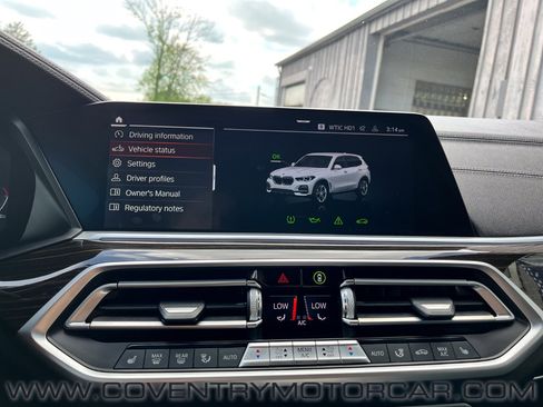 Used 2021 BMW X5 xDrive40i w/ Premium Package image 23