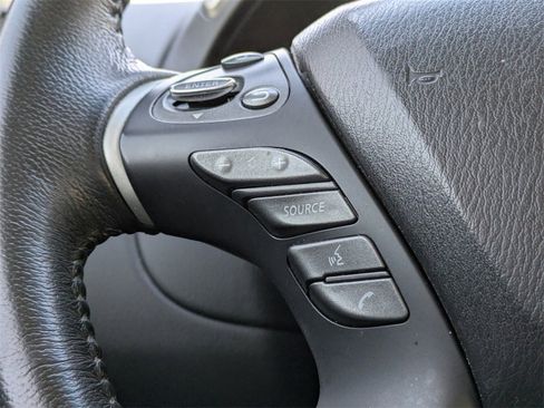 Used 2015 Nissan Pathfinder SL w/ SL Tech Package image 36