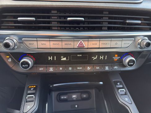 Used 2022 Kia Telluride SX image 24