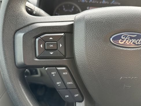 Used 2022 Ford F350 XL w/ Power Equipment Group image 17