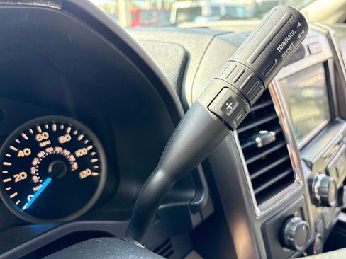 Used 2016 Ford F150 XLT w/ Equipment Group 302A Luxury image 27