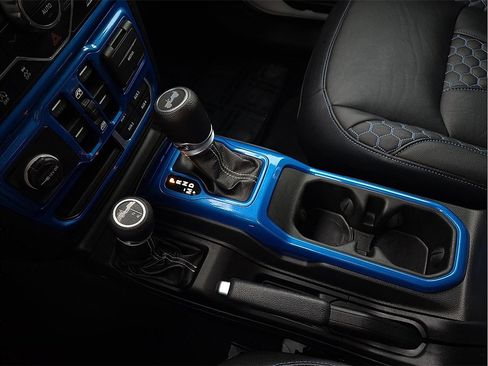 Used 2022 Jeep Wrangler Unlimited Sahara w/ Cold Weather Group image 20