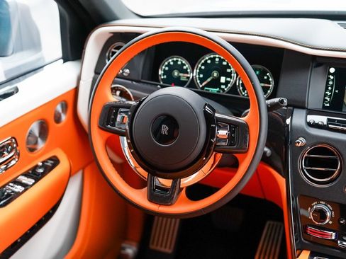 Certified 2024 Rolls-Royce Cullinan Black Badge w/ Driver's Package image 20