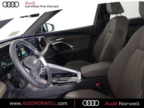 Certified 2025 Audi Q5 Premium w/ Convenience Package AWD/4WD image 20