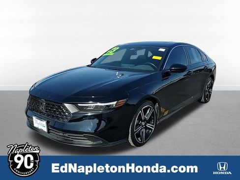Used 2023 Honda Accord Sport image 1