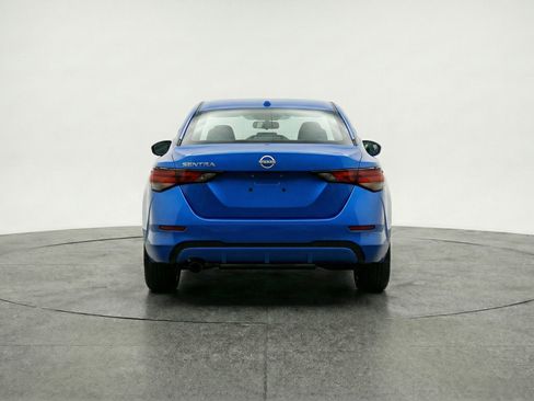 Used 2025 Nissan Sentra SV image 7