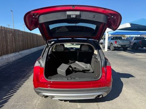 Used 2025 Lincoln Corsair Reserve w/ Equipment Group 202A image 7