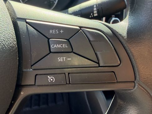 Used 2025 Nissan Versa S w/ S Plus Package FWD image 5
