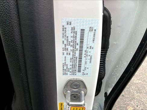 New 2026 Lincoln Corsair Premiere image 14