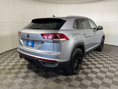 Used 2022 Volkswagen Atlas Cross Sport SE AWD/4WD image 7