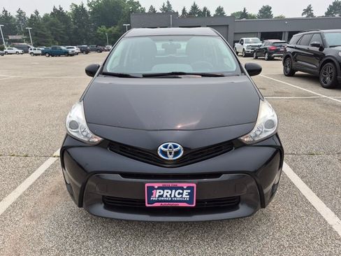 Used 2015 Toyota Prius V Three FWD image 2