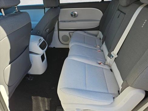 New 2026 Hyundai Ioniq 9 SE image 12