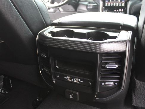 Used 2021 RAM 2500 Limited AWD/4WD image 21