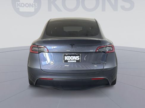 Used 2023 Tesla Model Y Long Range image 5