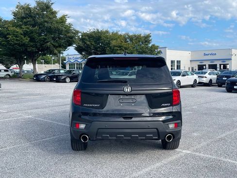 Certified 2023 Honda Passport EX-L image 8