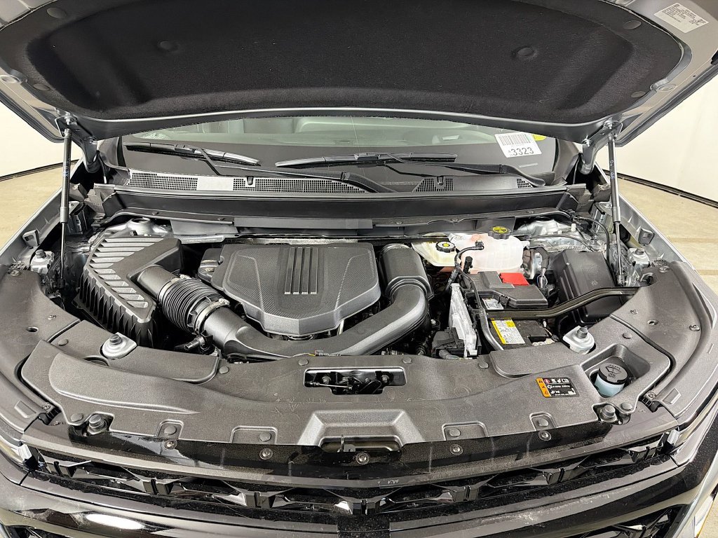 New 2026 Chevrolet Traverse RS w/ LPO, Floor Liner Package AWD/4WD image 28