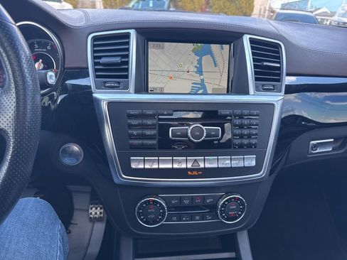 Used 2015 Mercedes-Benz GL 63 AMG 4MATIC image 5