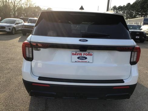 New 2026 Ford Explorer ST-Line w/ ST-Line Street Pack image 9