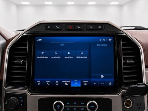 Used 2022 Ford F350 Platinum w/ FX4 Off-Road Package AWD/4WD image 27