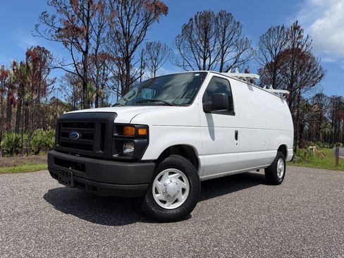 Used 2008 Ford E-250 and Econoline 250 RWD image 1