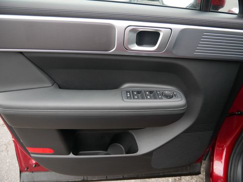 Used 2026 Hyundai Santa Fe SEL image 10