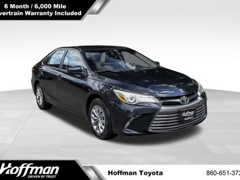 Used 2015 Toyota Camry LE FWD image 1