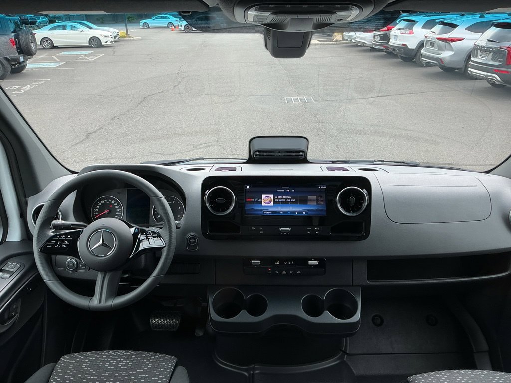 New 2026 Mercedes-Benz Sprinter 2500 image 24