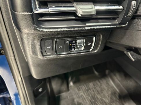Certified 2020 Lincoln Corsair AWD w/ Luxury Package image 10