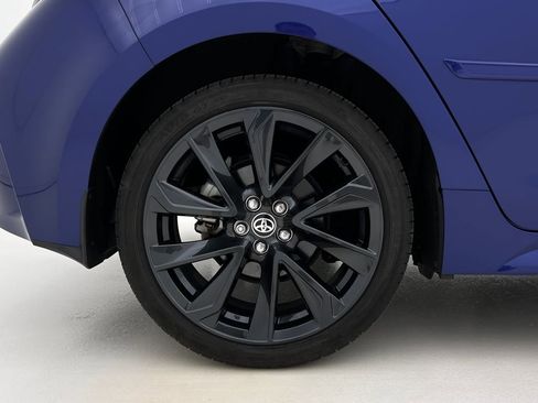 Used 2025 Toyota Corolla XSE image 27