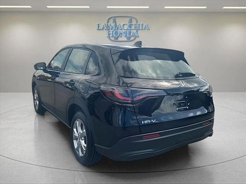 Used 2023 Honda HR-V LX image 3