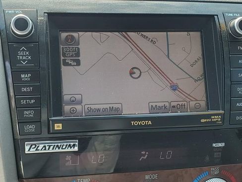 Used 2010 Toyota Tundra Limited AWD/4WD image 32