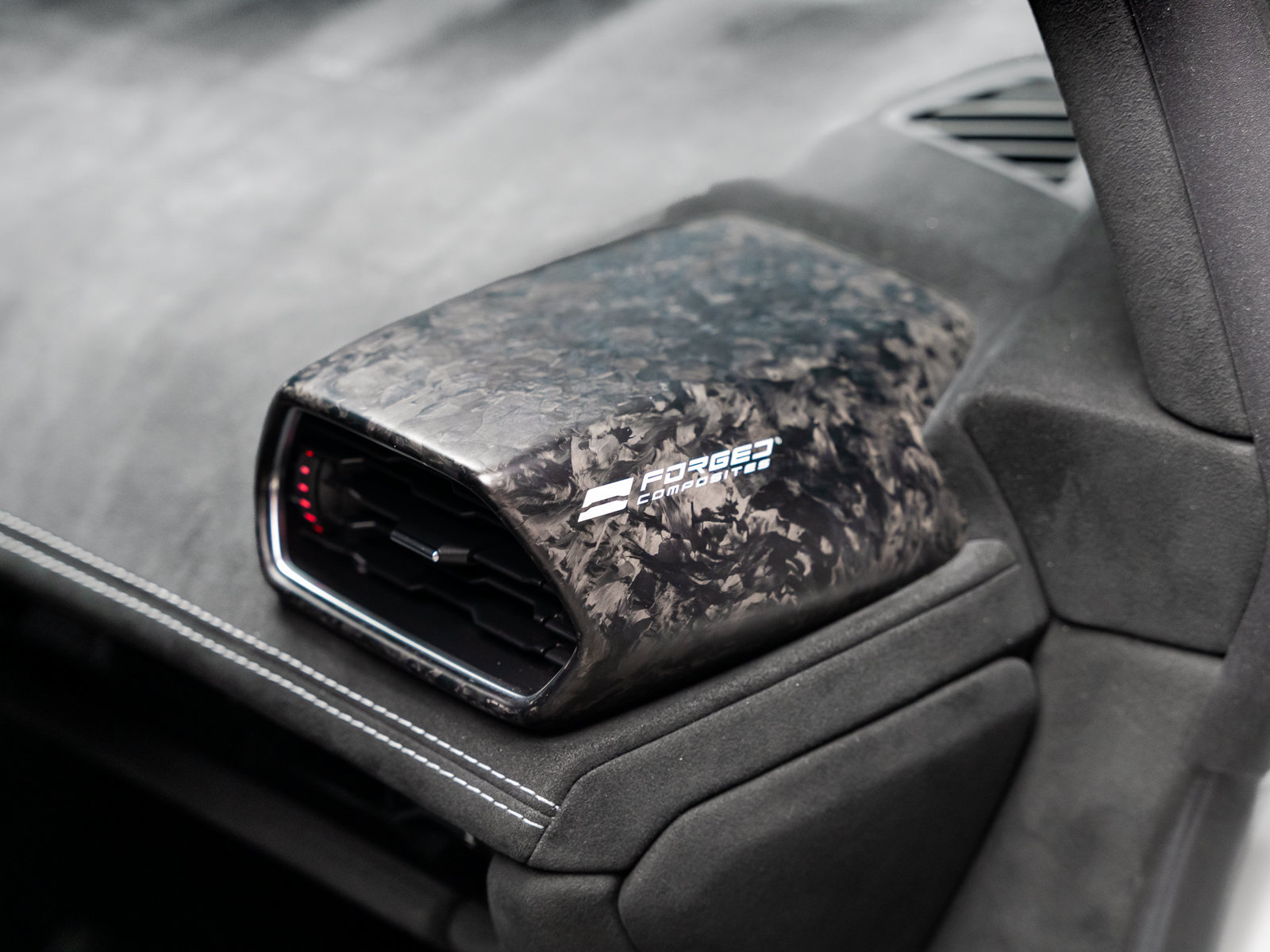 Used 2018 Lamborghini Huracan Performante AWD/4WD image 75