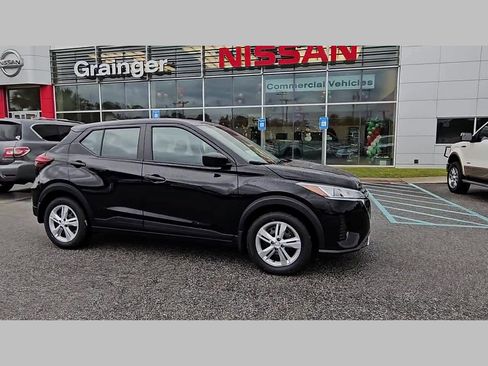 New 2025 Nissan Kicks Play S image 34