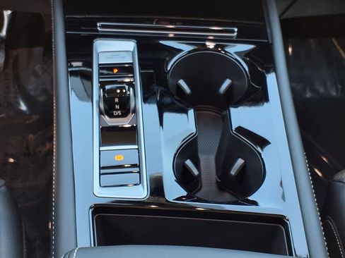 New 2026 Volkswagen Atlas SE image 17