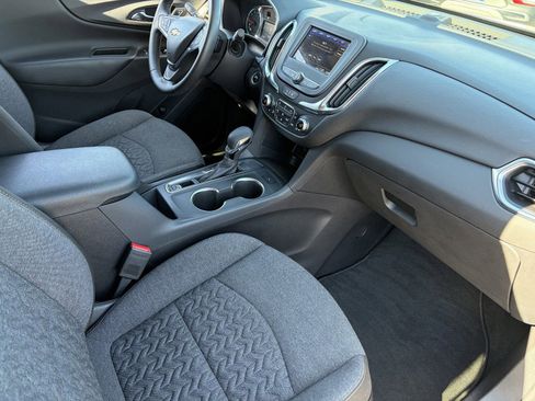 Certified 2024 Chevrolet Equinox LT FWD image 13