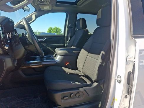 Used 2024 Chevrolet Silverado 1500 RST w/ Redline Edition AWD/4WD image 15