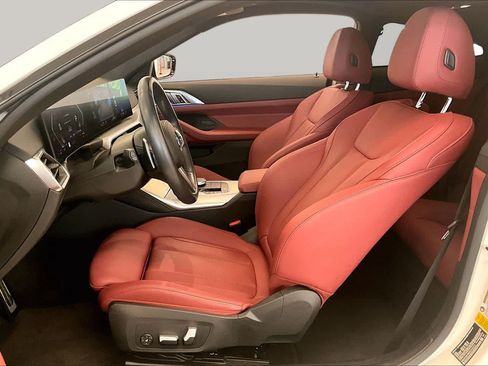 Used 2024 BMW 430i Coupe w/ M Sport Package RWD image 7