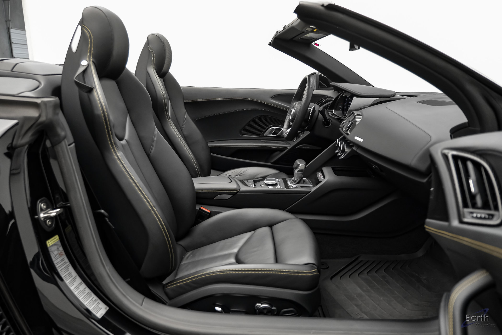 Used 2023 Audi R8 V10 performance RWD image 60