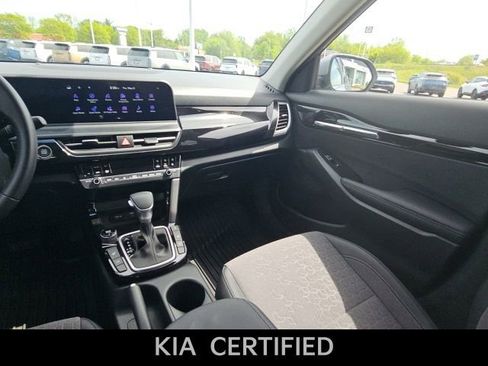 Used 2024 Kia Seltos S AWD/4WD image 40