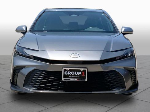 Used 2025 Toyota Camry SE w/ Multimedia Upgrade Package FWD image 4