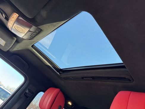 Used 2024 Mercedes-Benz G 550 image 6