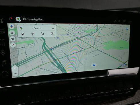 New 2025 GMC Sierra 1500 SLE w/ Preferred Package image 17