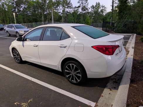 Used 2017 Toyota Corolla SE image 5