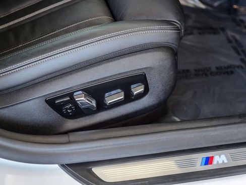 Used 2018 BMW 540i w/ M Sport Package RWD image 48