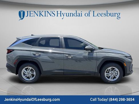 New 2026 Hyundai Tucson SE FWD image 3