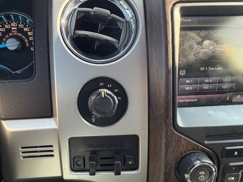 Used 2014 Ford F150 Lariat w/ Equipment Group 502A Luxury image 9