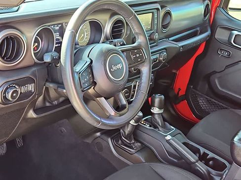 Used 2018 Jeep Wrangler Unlimited Sport S image 10