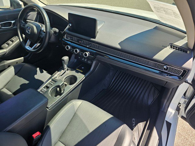 Used 2022 Honda Civic Touring image 11